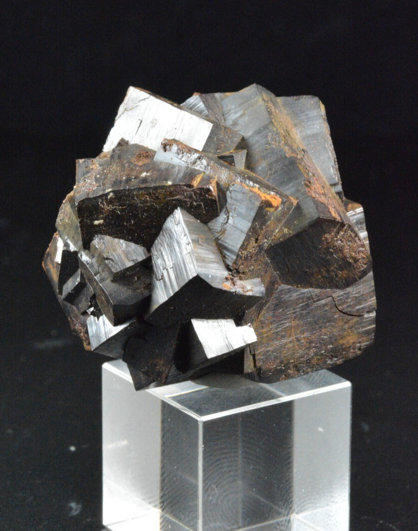 Limonite After Pyrite Pseudomorph, Pelican Point, Utah, 35x34mm