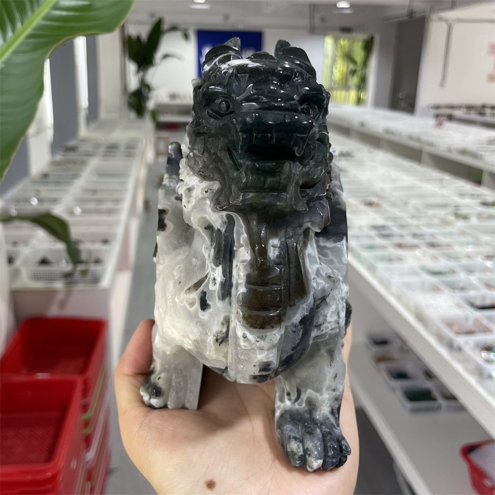 3.9LB 5.9″ Natural Moss Agate Qilin Crystal Quartz Carving Good luck Gift