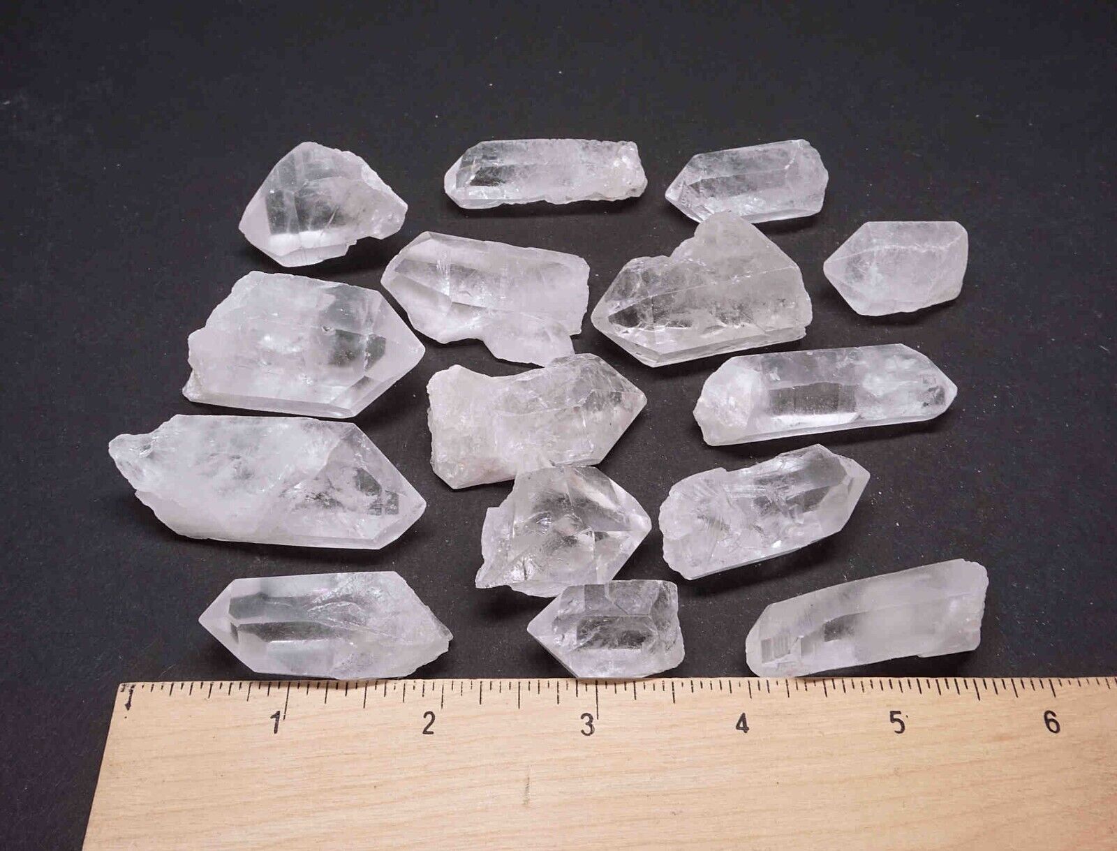 Quartz Crystal Points 10 Oz Box Raw Natural Clear Crystals Wholesale Gemstones