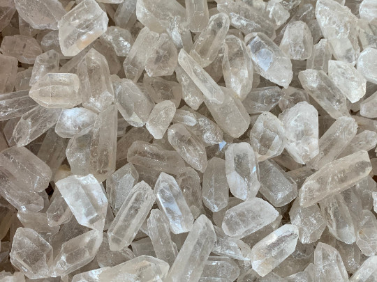 0.75″ – 1.5″ Small Rough Clear Quartz Point, Raw Healing Crystals, Wholesale Lot