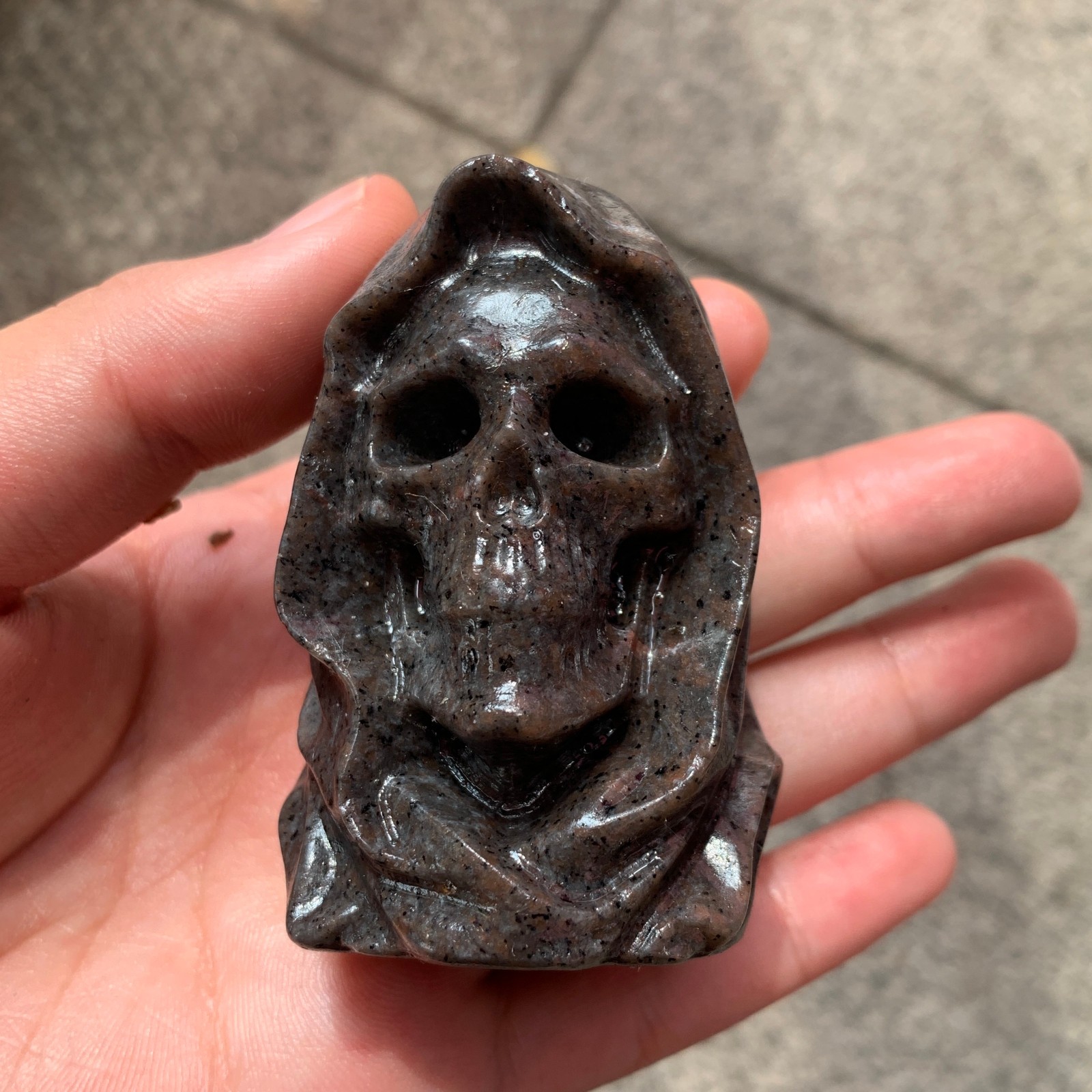 1pc Natural Yooperlite Quartz Carved Skull Crystal Healing Reiki Decor