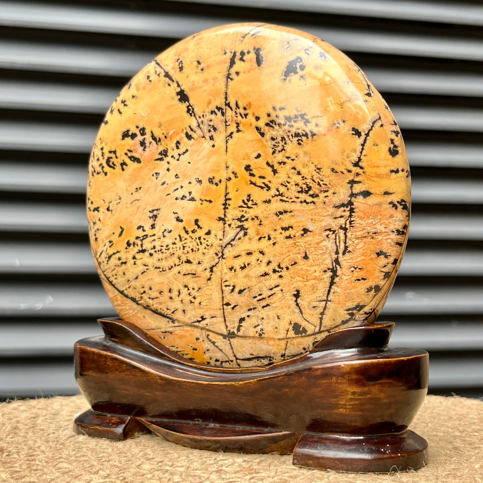 840 g Landscape Stone Art Anniversary Gift Display w/ Wood Decor