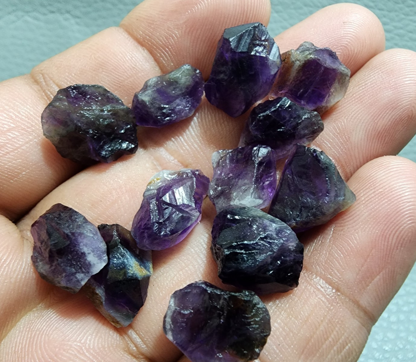 12 Pcs Glowing A+ Purple Amethyst Rough Gemstone Raw Size 13-15 MM Crystal Rough