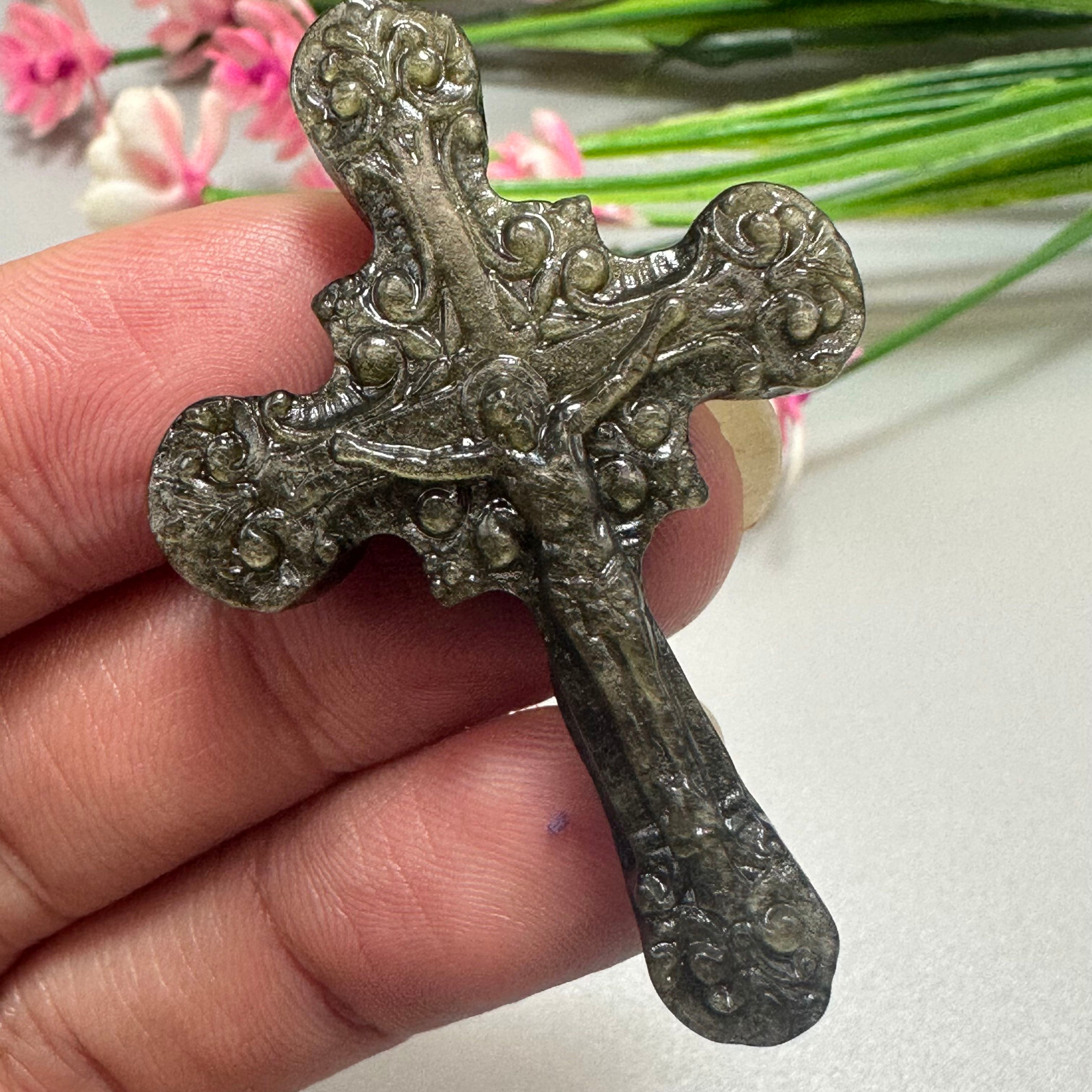 Natural Gold Obsidian Christianity Cross Quartz Jesus Crystal Reiki Healing 1PC