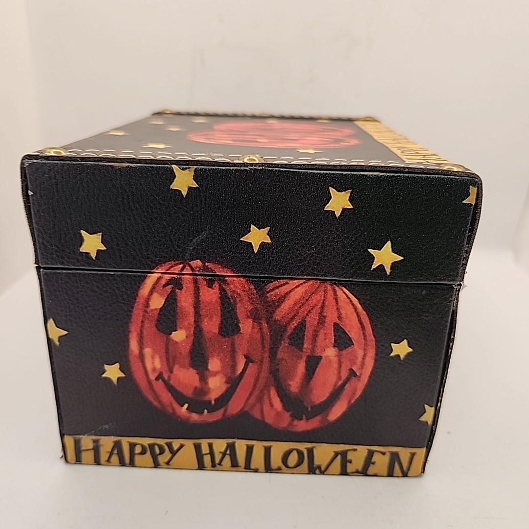 NEW Kiki Crystal Halloween Crystal Mystery Gift Box. “Pumpkin”