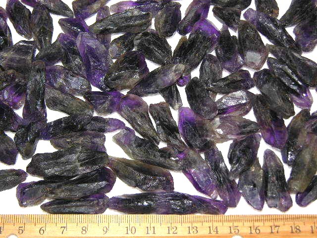 Amethyst crystals Zambia 1 ounce lots gemmy grape 3/4-1 1/2 inch 7-10 crystals