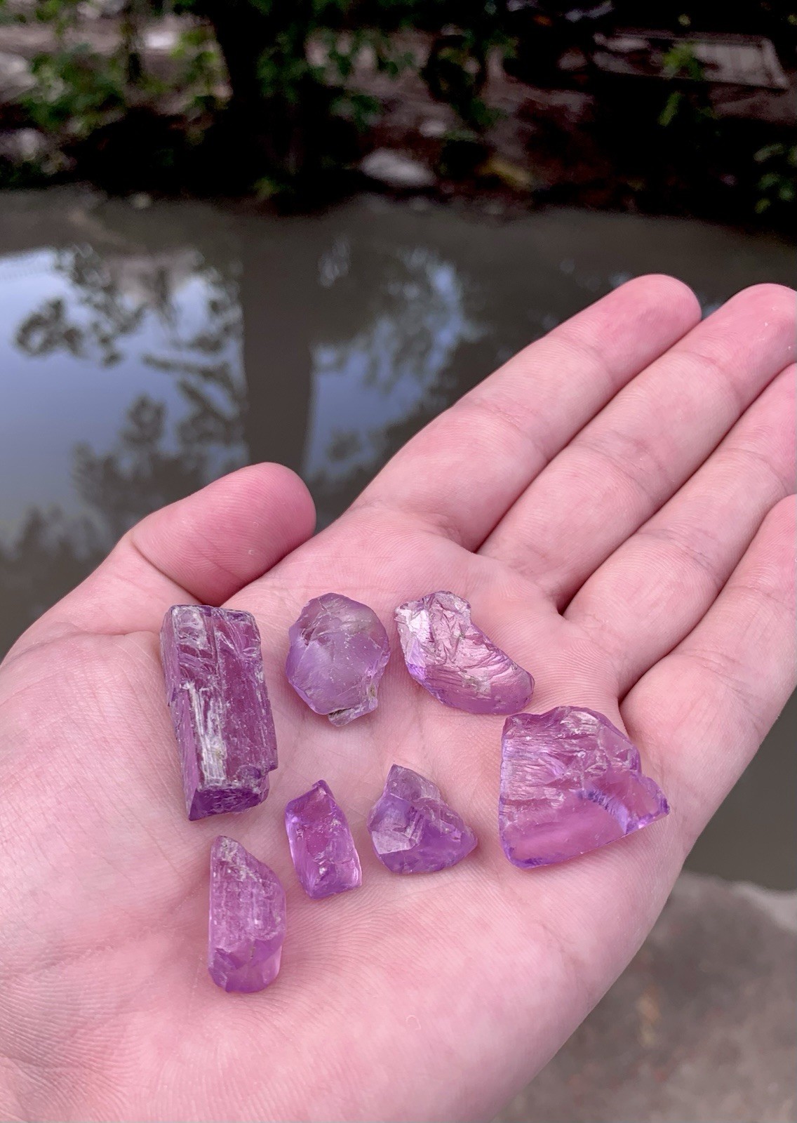 146 Ct Natural Kunzite Crystal From Afghanistan Gemmy Pink