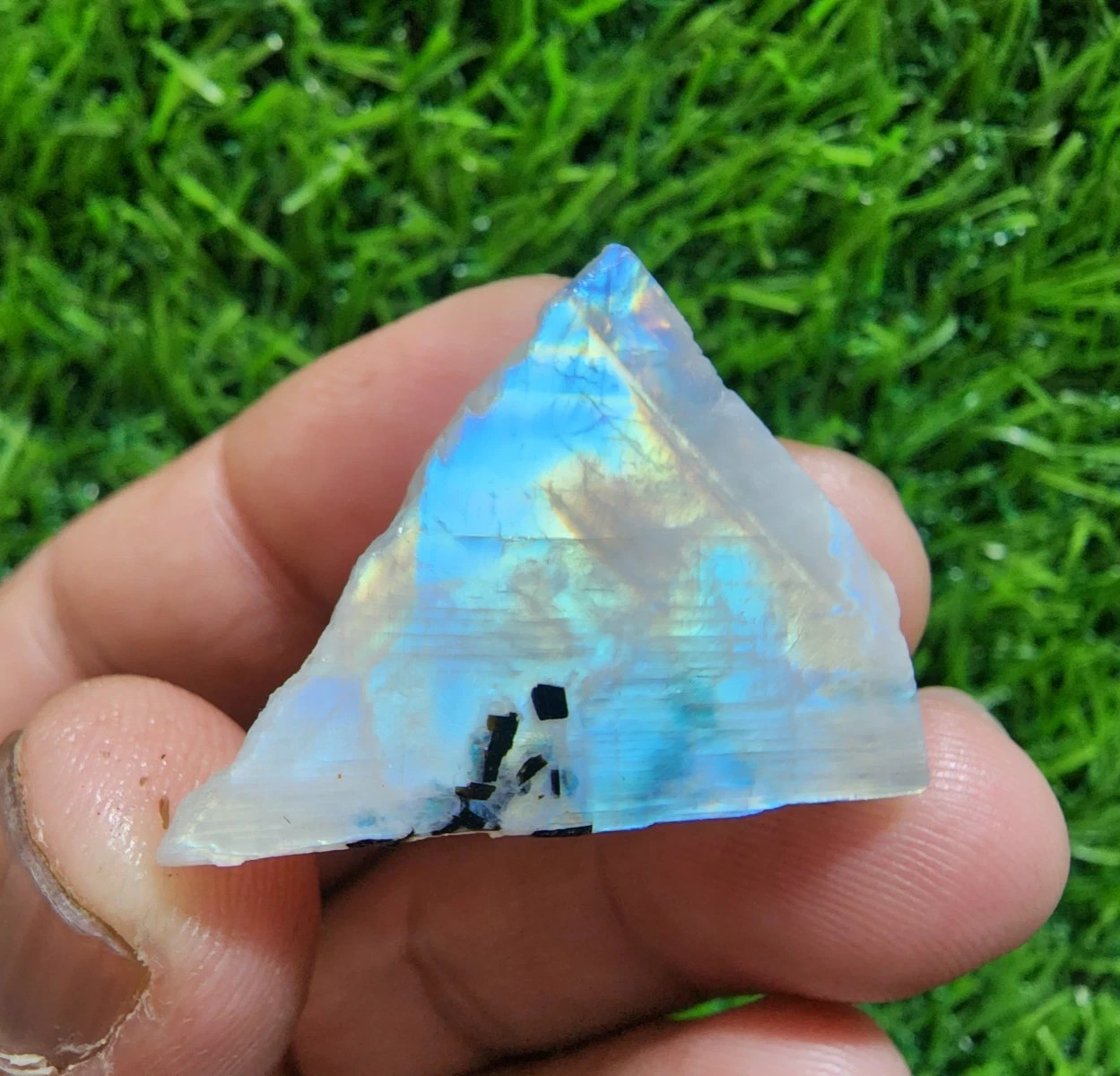Rainbow Moonstone Raw 50 Crt Rare Moonstone Rough Gemstone For Jewelry Making