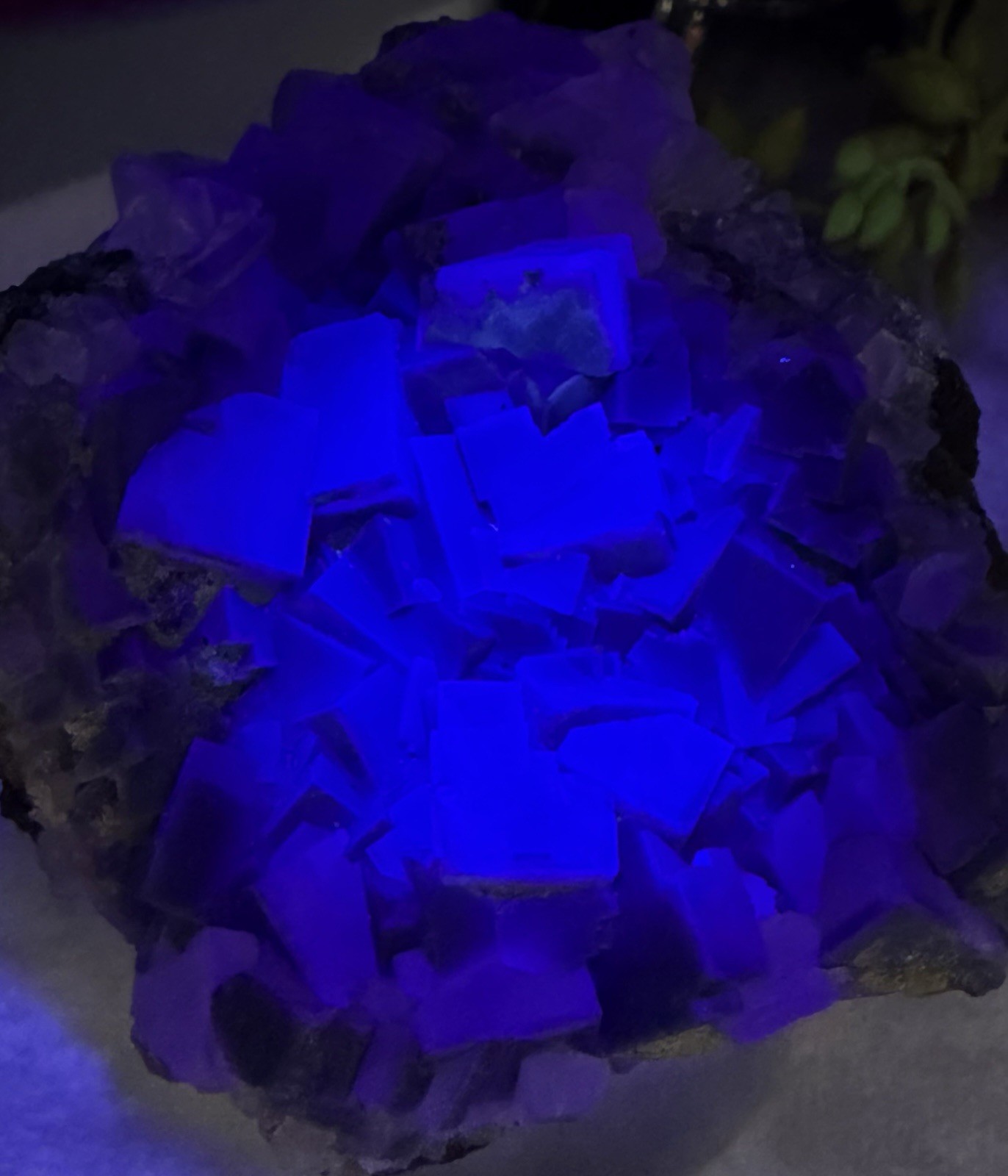 Crystal 242g QR Code Cube Grey Fluorite UV Reactive Cluster Specimen Mineral
