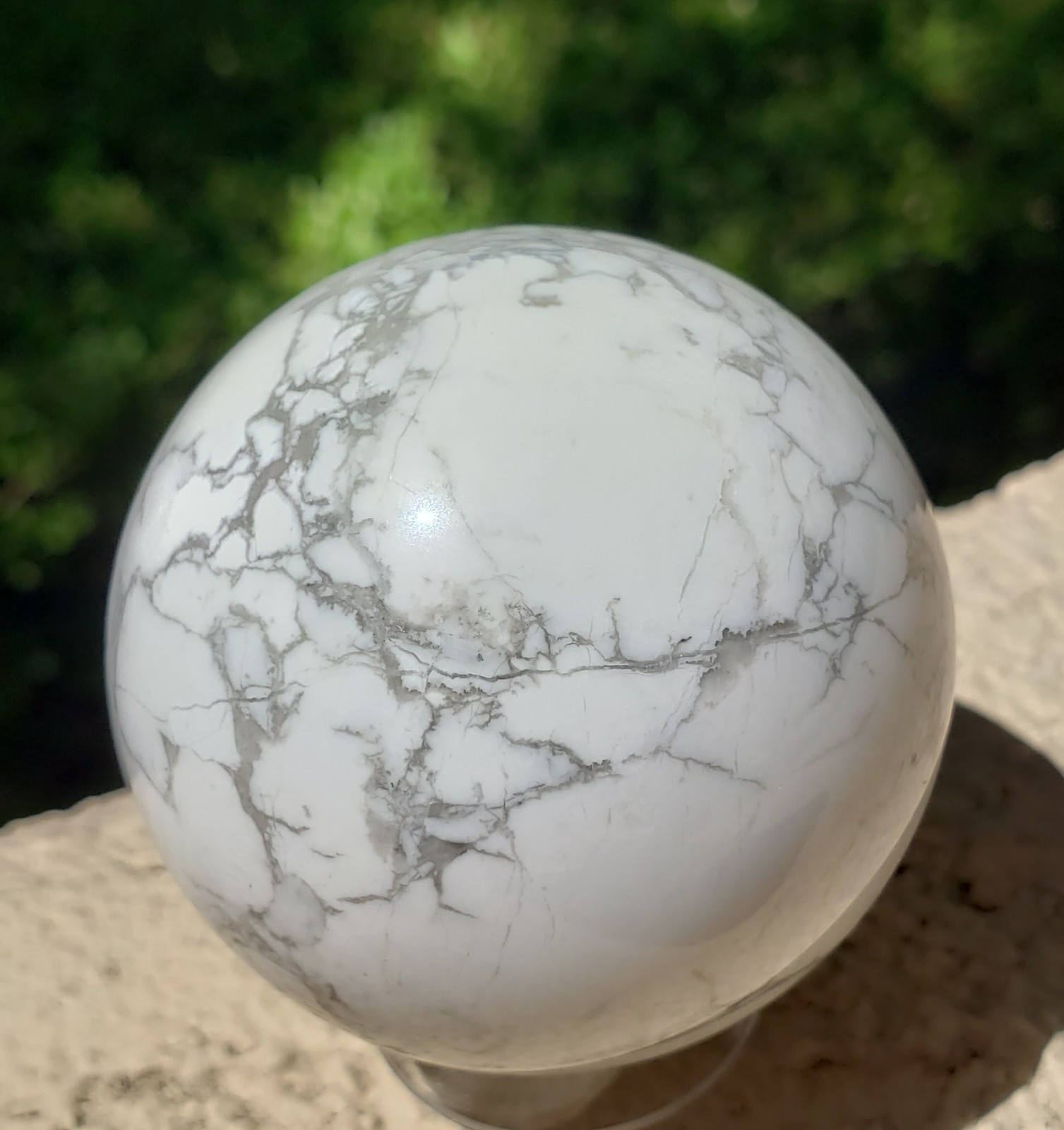 2.28″ Howlite Quartz Crystal Sphere Orb Ball, 300g or 10.6 oz