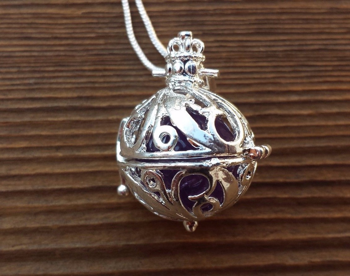 ROUND FILIGREE CAGE PENDANT WITH AMETHYST SPHERE CRYSTAL PENDANT