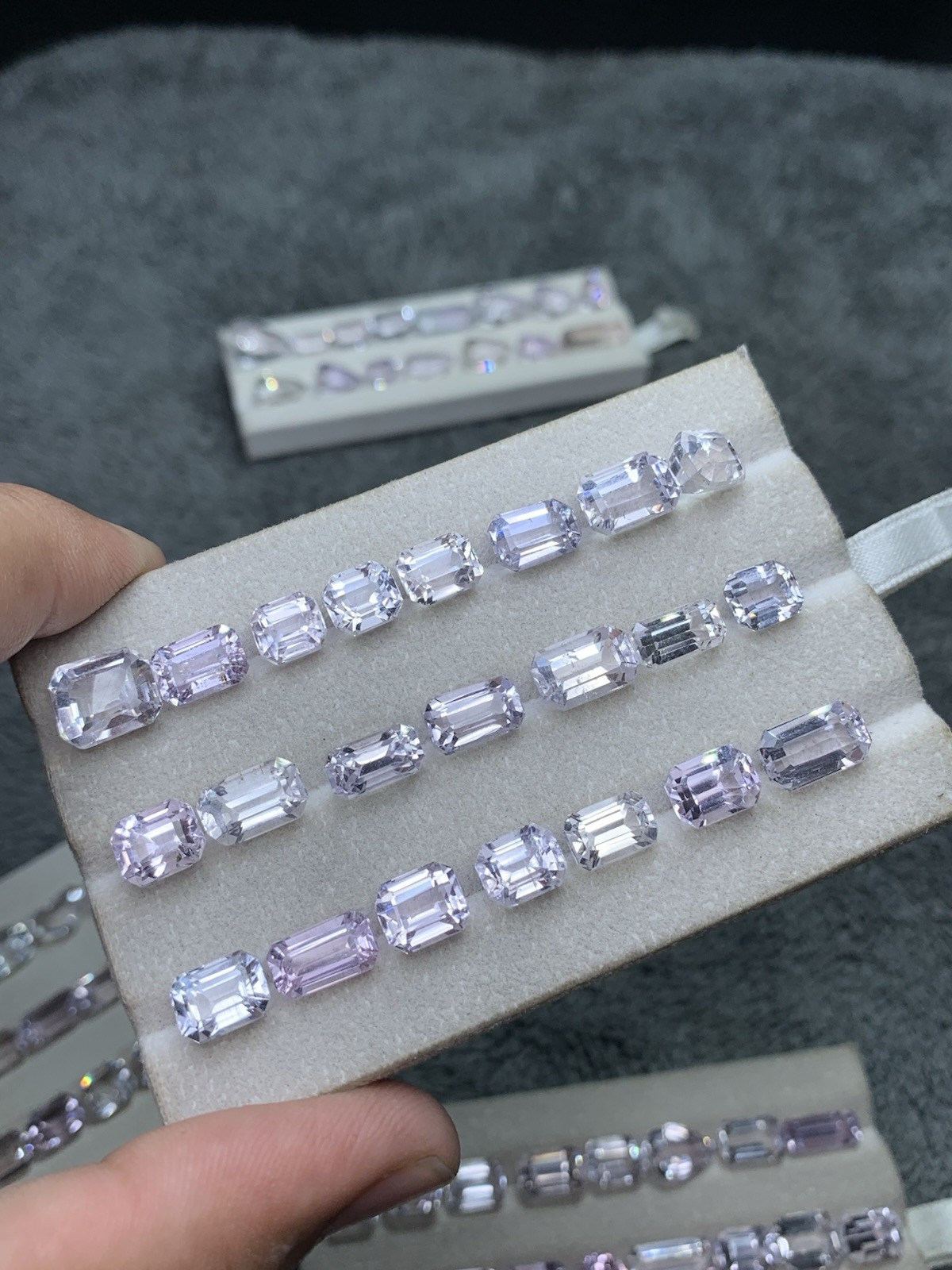 Multi Colour Kunzite 250 Carats Loupe Clean And Eye Clean Gemstones Lot