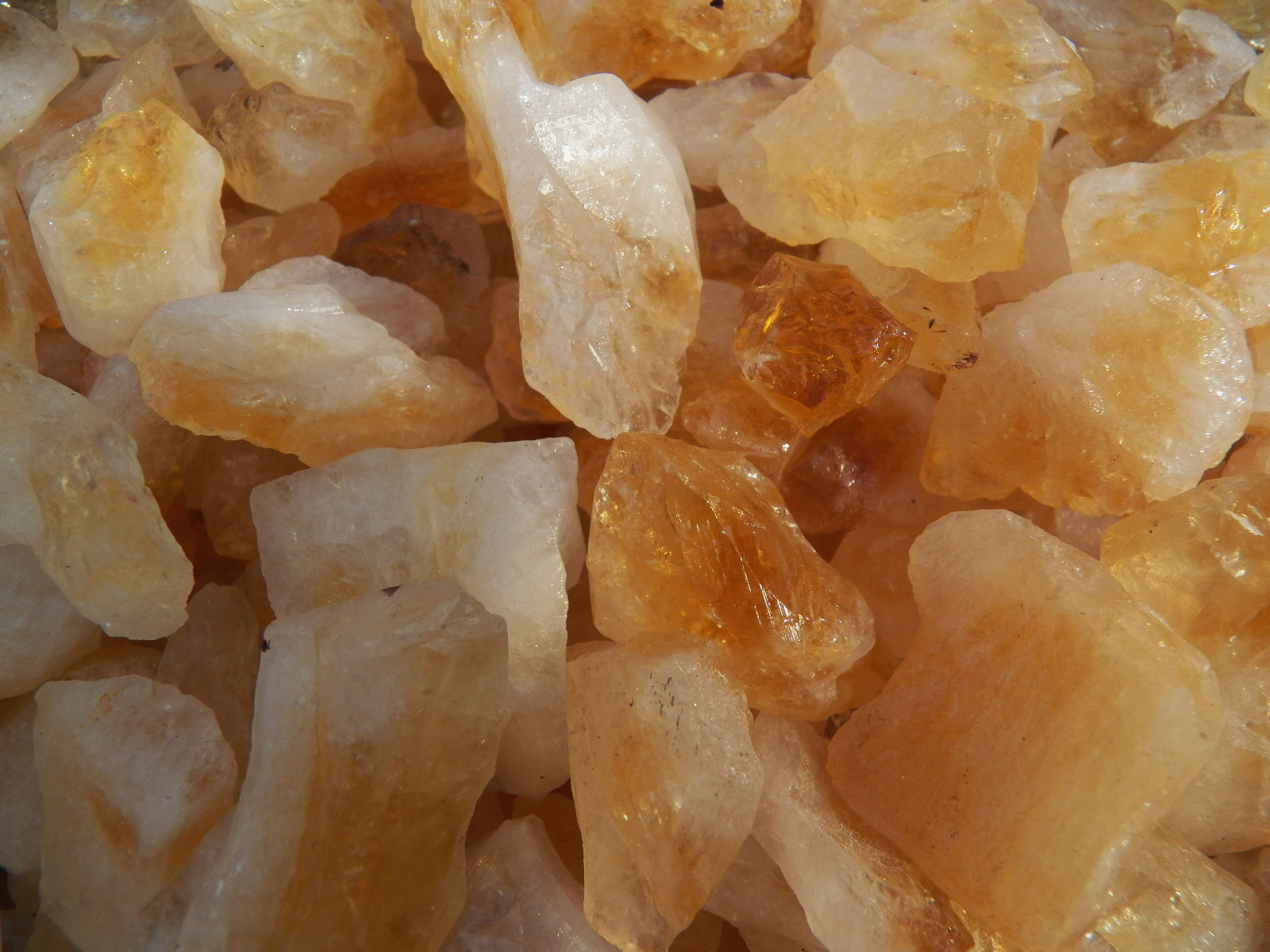 500 Carat Lots of Citrine Points Rough – Plus a FREE Faceted Gemstone