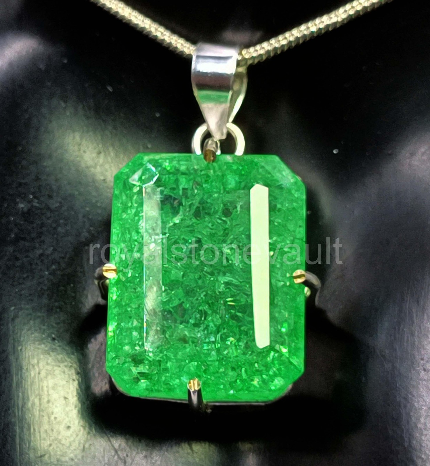 Natural Green Emerald 83.10 Ct Pendant Emerald Cut 925 Silver IGL 5JOY
