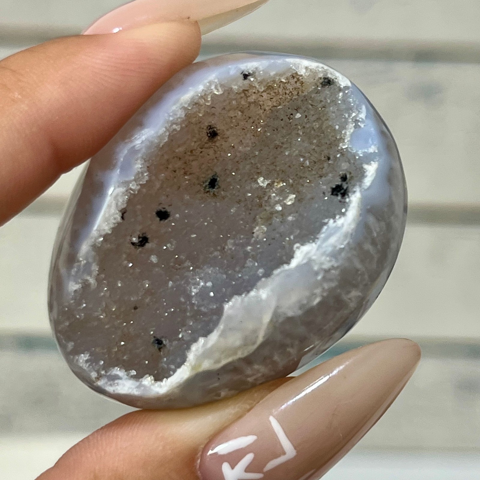 47 g Natural Crystal Agate Egg Geode Druzy Home Office Decor Display Art