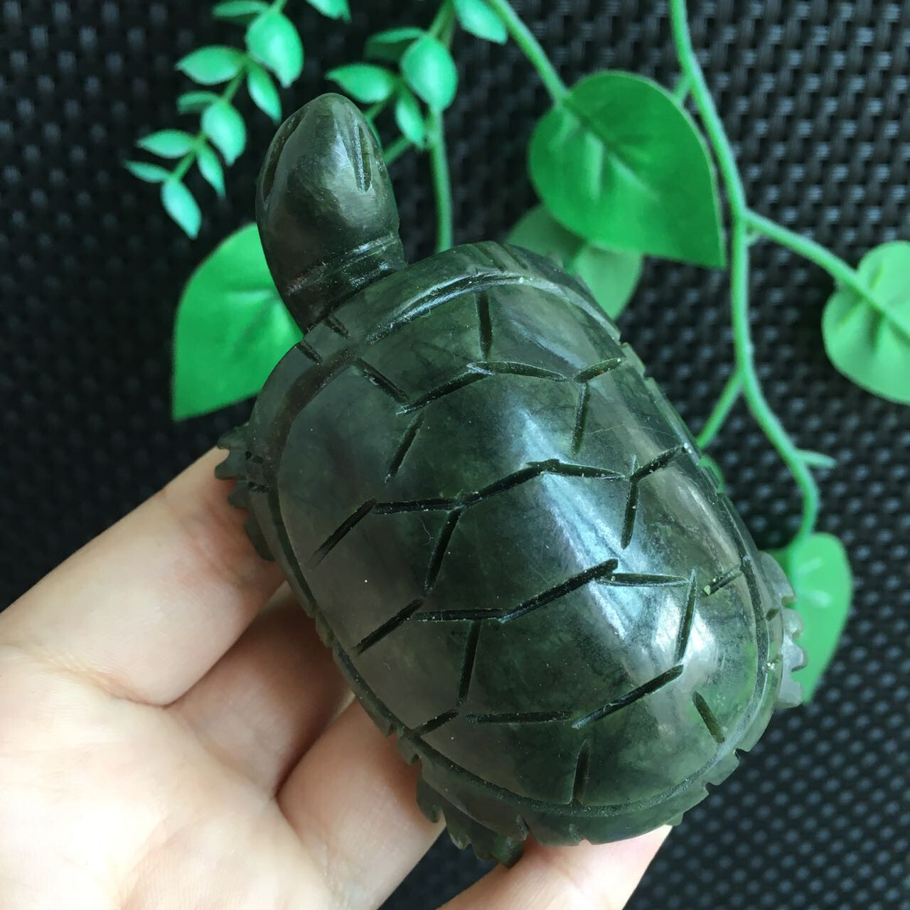 150g Green Jade Tortoise Carving Animal Stone Quartz Crystal Specimen Collection