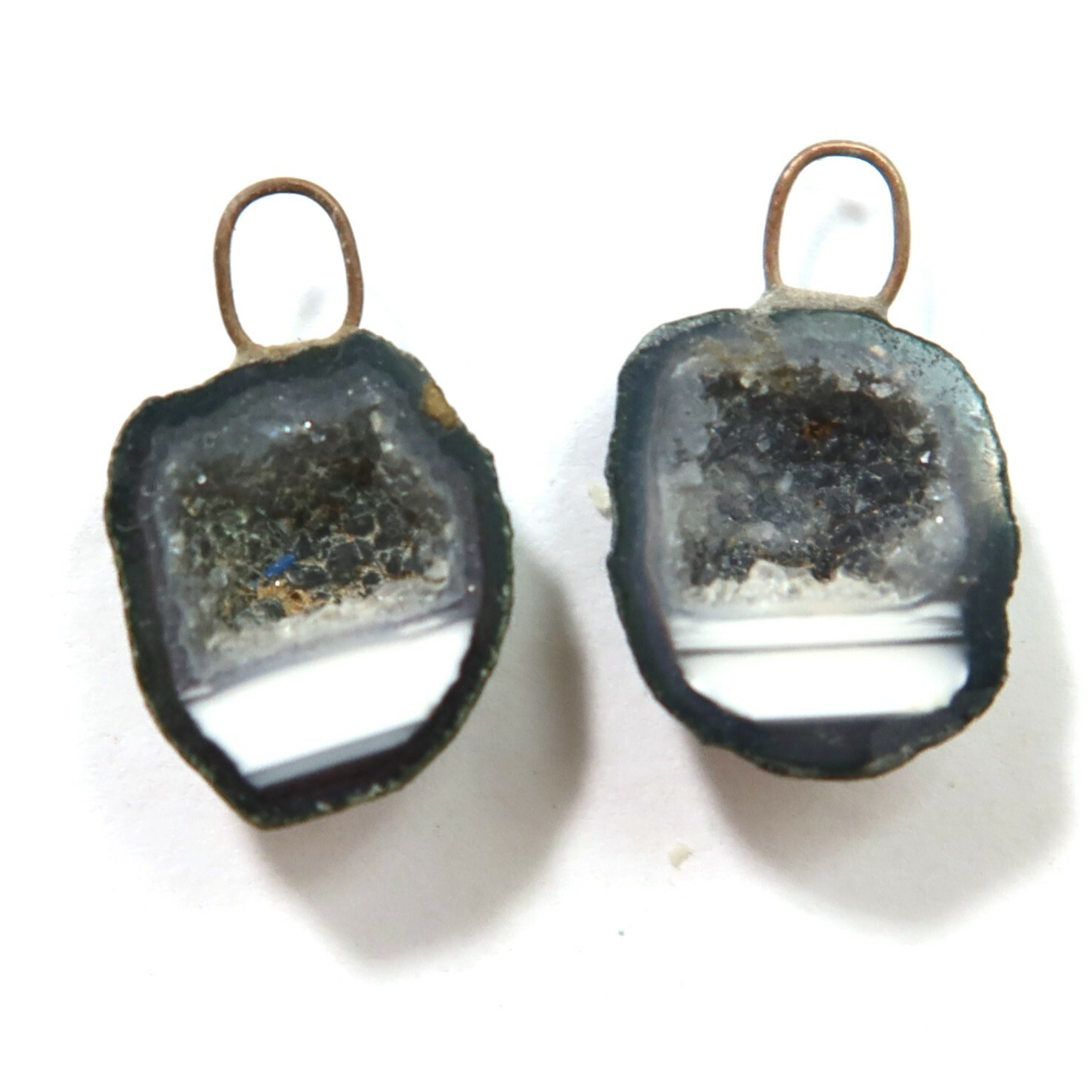 Distressed Tabasco – Tiny Mexican Geode Polished Halves with Ring TABD44