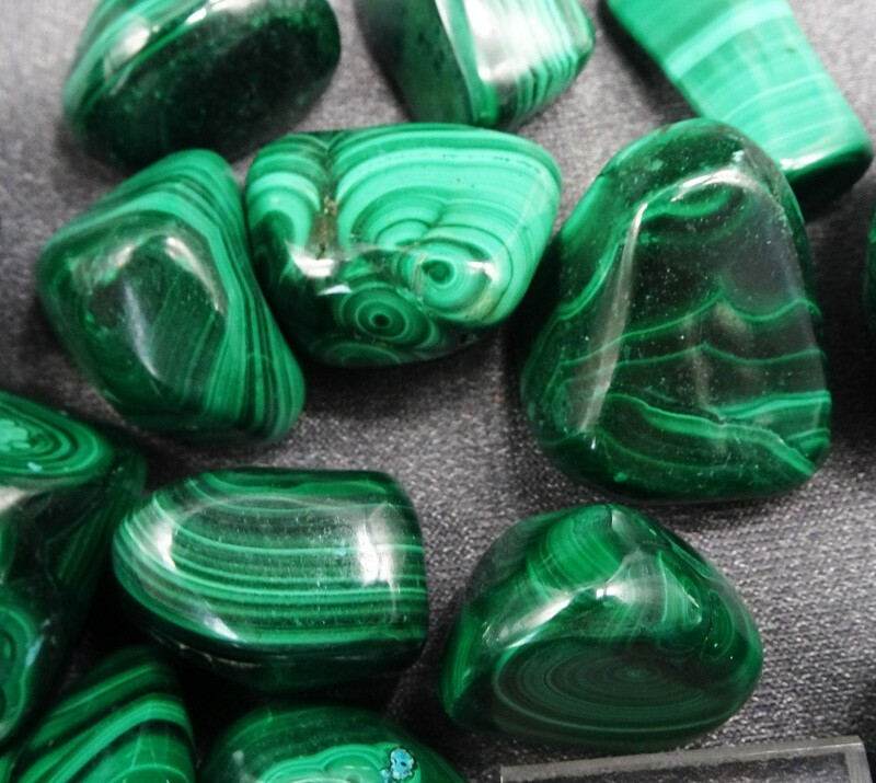 ONE Large Malachite tumbled and polished nugget – Mineral Specimens/Gemstones