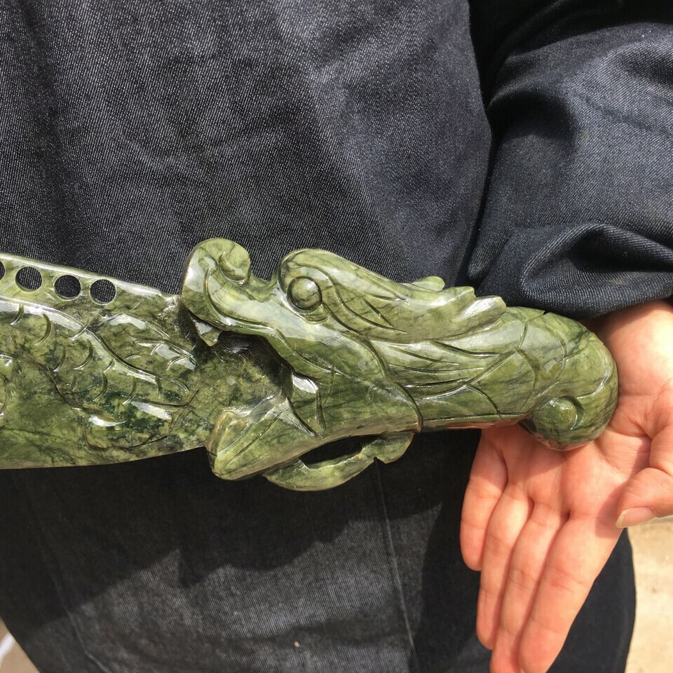 2.6~2.8LB 1PC Natural jade carving dragon head dao reiki skull crystal specimen
