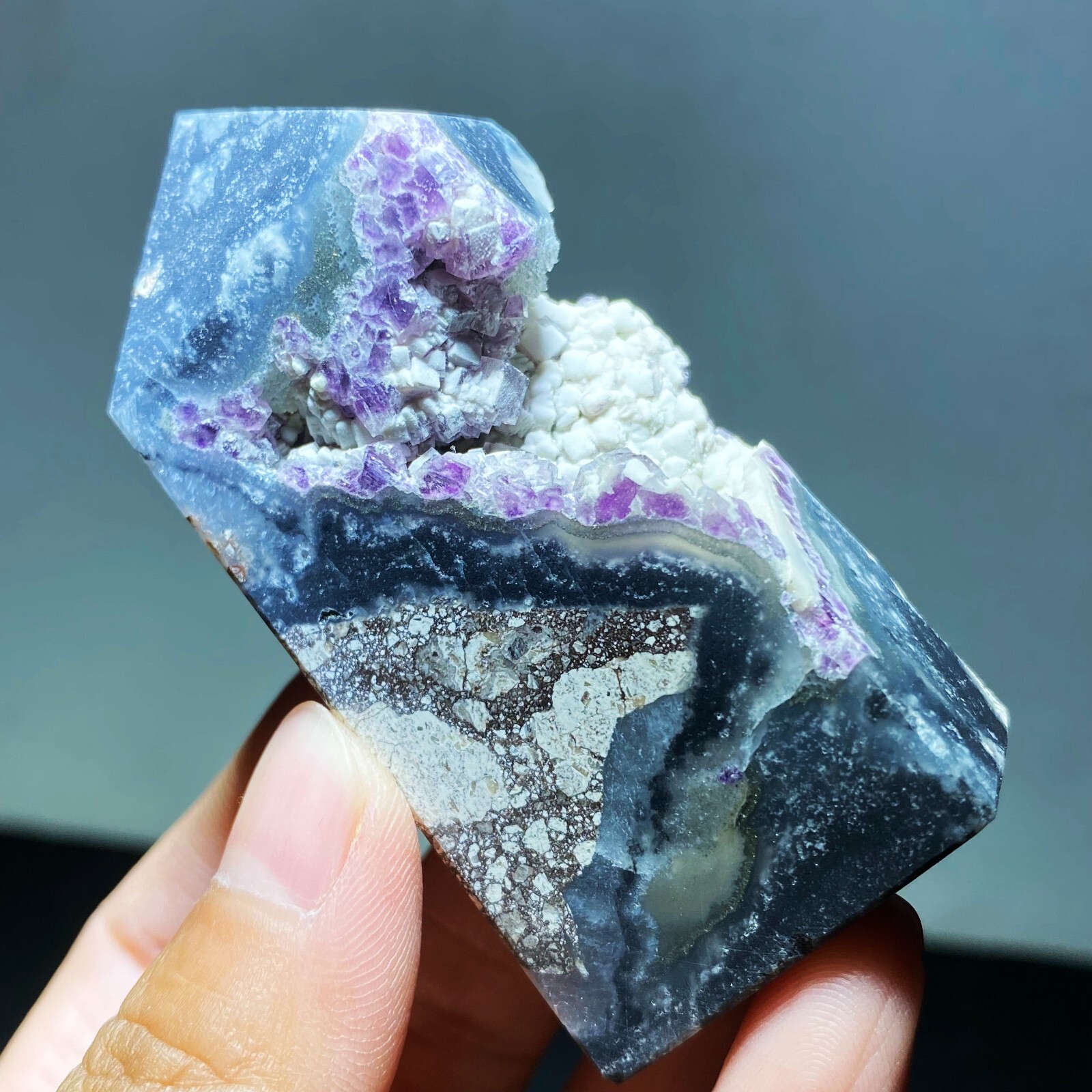 Natural Purple Fluorite Agate Crystal Point Healing Glow Under UV Light C644