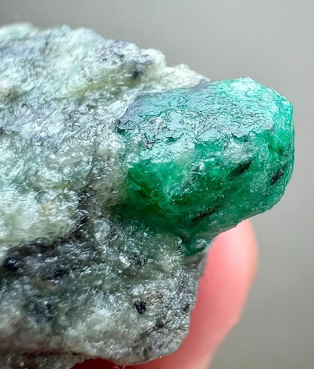 73 CT, Natural Top Green Emerald Crystal on Matrix From Swat Pakistan