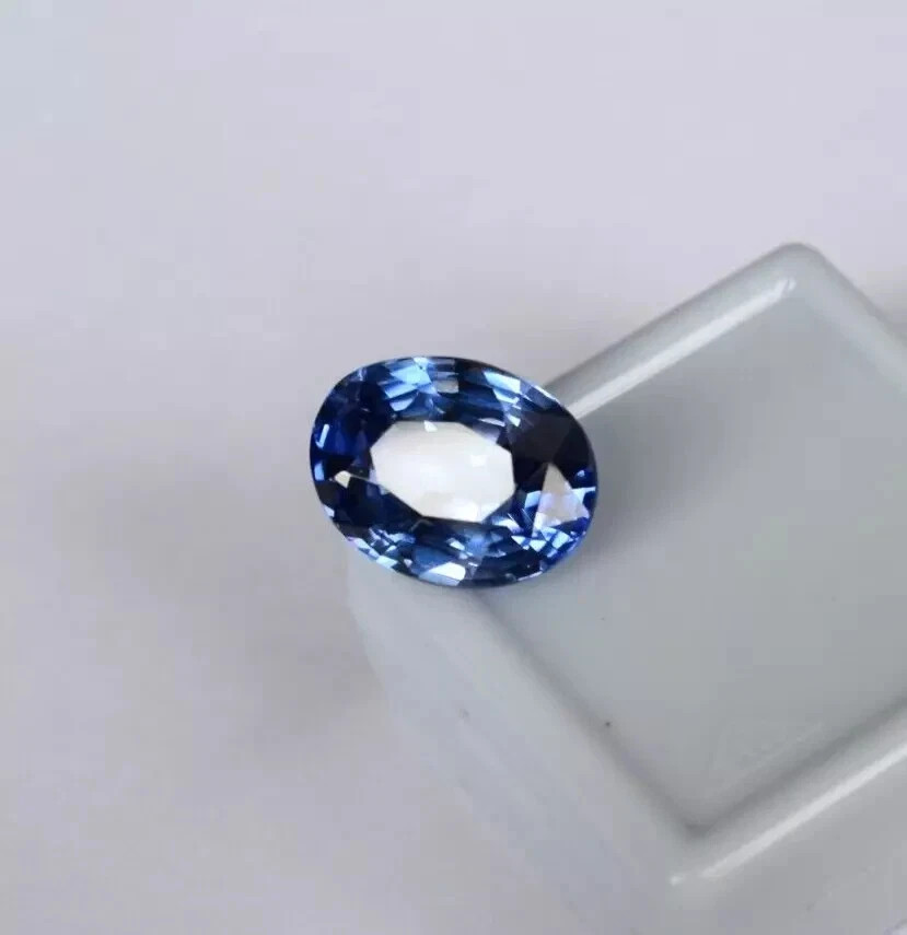 Flawless 7.7 Ct+Ceylon Natural Blue Sapphire Oval Cut Certified Loose Gemstone