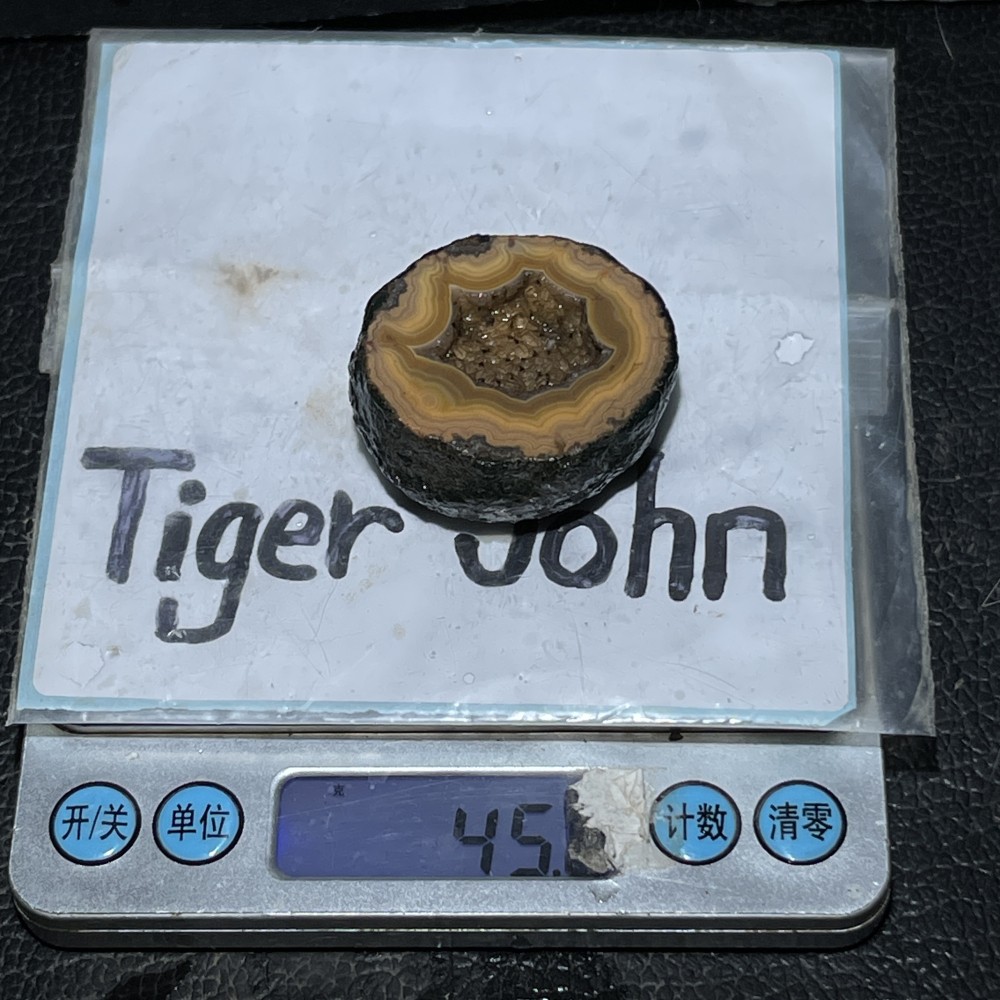 Natural half Rough Chinese Agate crystal geode Achat Nodule Hebei 45g D740