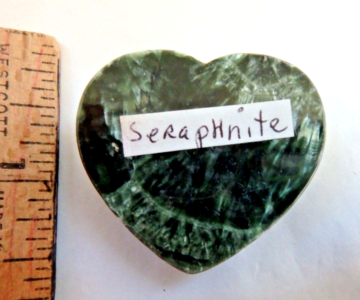 Beautiful Crystal Seraphnite Heart 21.1 grams 💚✨Polished