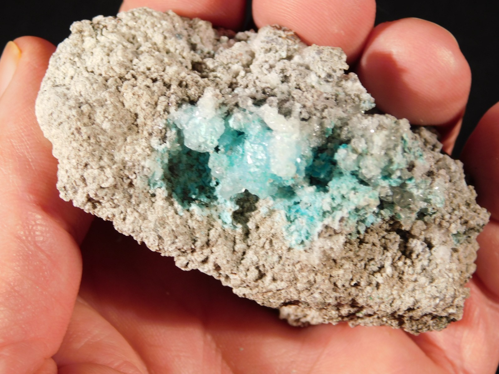 Light BLUE! CHRYSOCOLLA Cluster Under Translucent Druzy Quartz Mexico 133gr