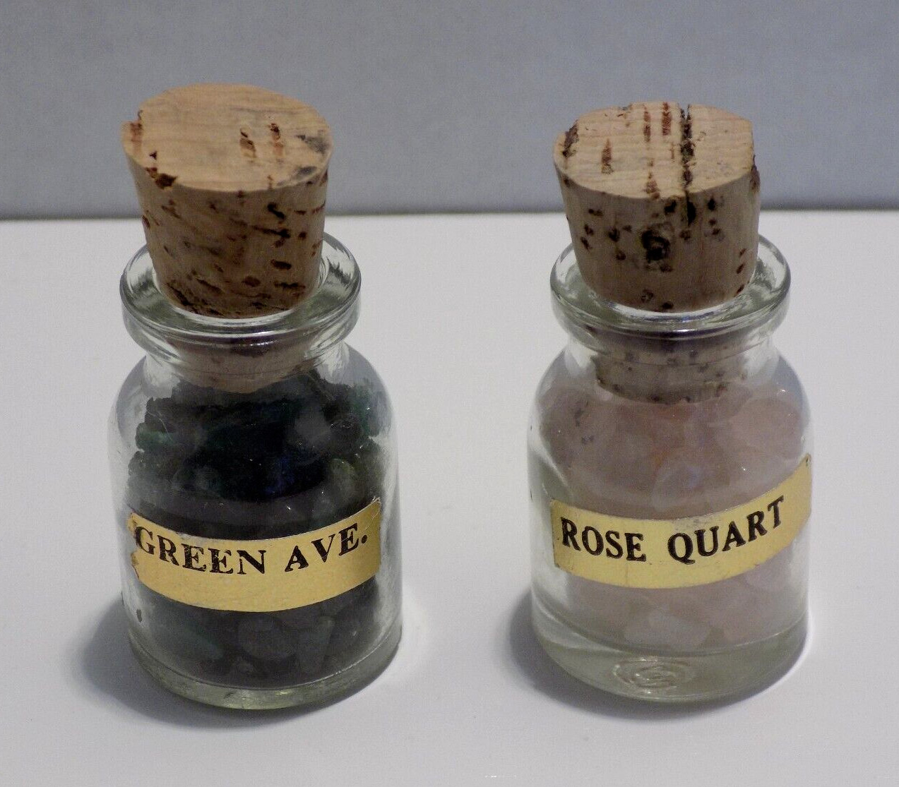 Miniature Glass Jars Cork Stopper Rose Quartz Green Aventurine Stone Chip Pieces