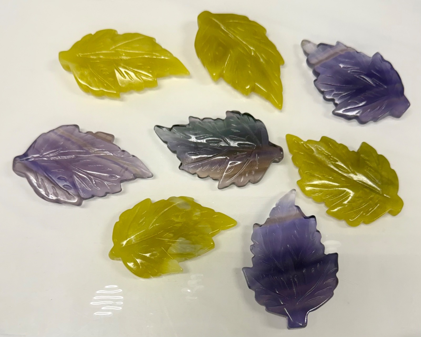 Wholesale Lot 8?PCs Natural Purple Fluorite And Olive Jade Leaf Healing Energy
