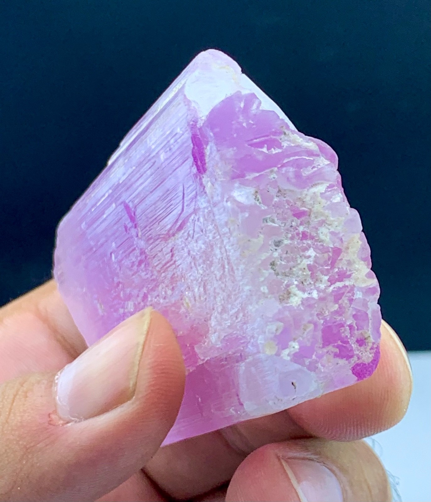 147 Gm Pink Kunzite Natural DT, Gemmy Wonderful Shape Crystal Combine Quartz—AFG