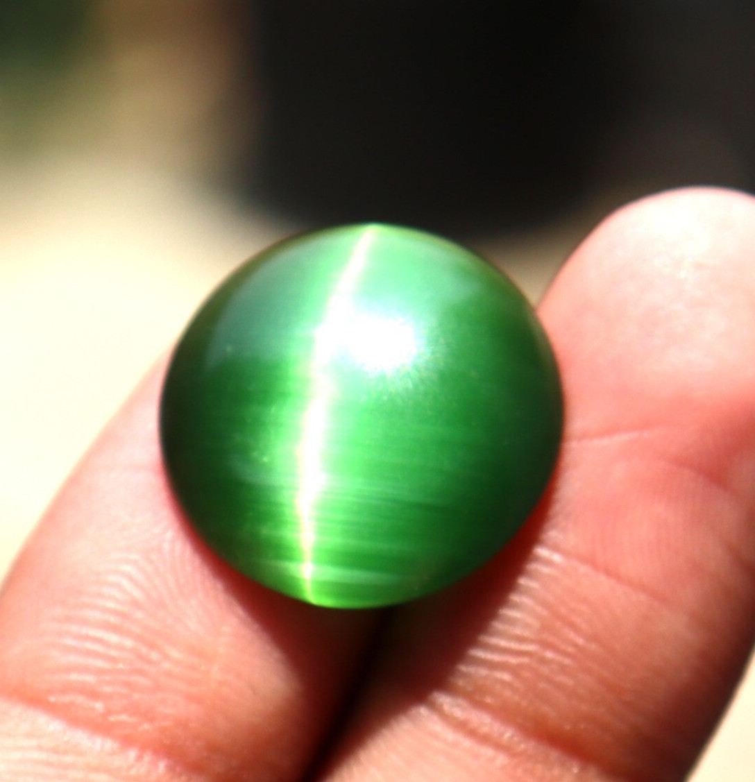 Cats Eye 10.90 Ct Cabochon Certified Chrysoberyl Round Cut Green Loose Gemstone