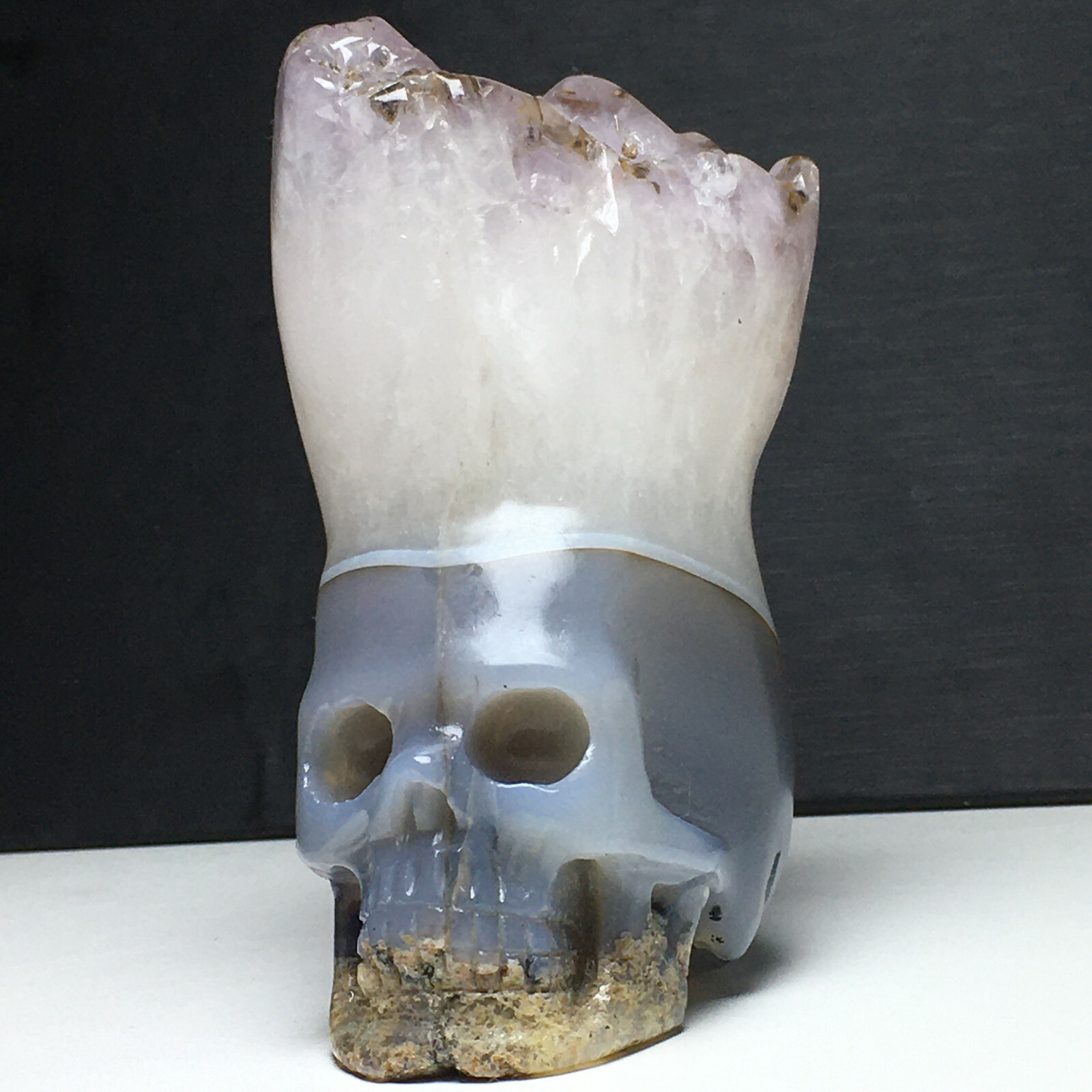 449g Natural Crystal Specimen. Agate Crystal. Hand-carved.The Exquisite Skull.CN