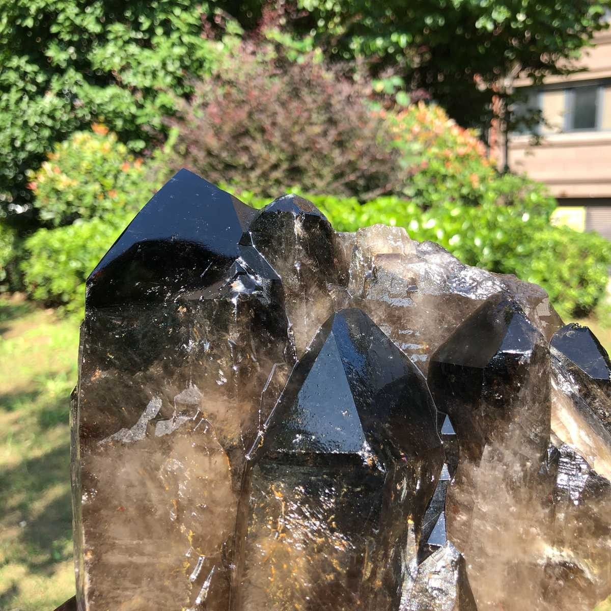 3210g Natural tea crystal specimen + pedestal MH2298