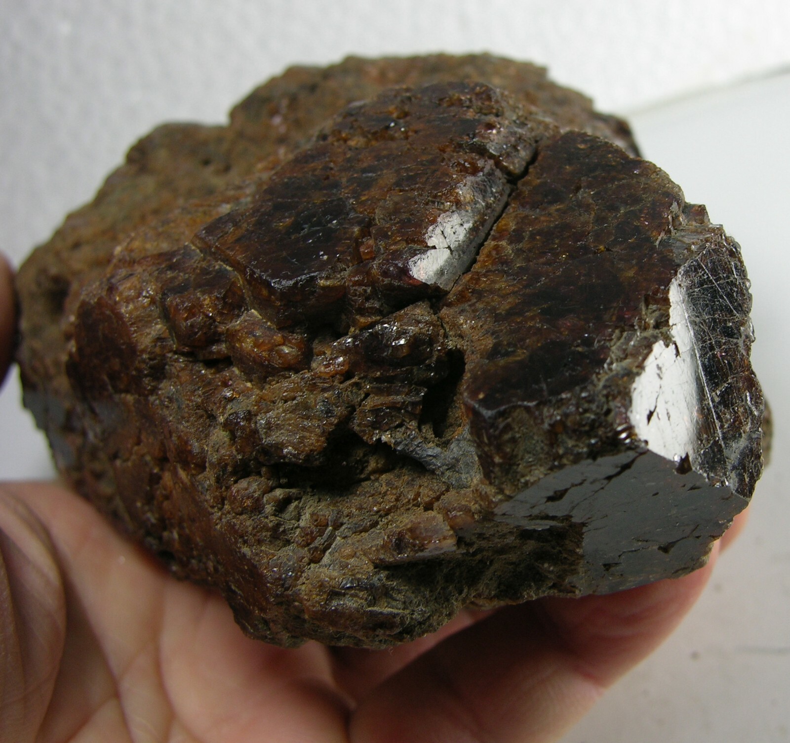 946g Vietnam 100% Natural Brown Spinel Crystal Cluster Specimen 2 lb 1oz 127mm