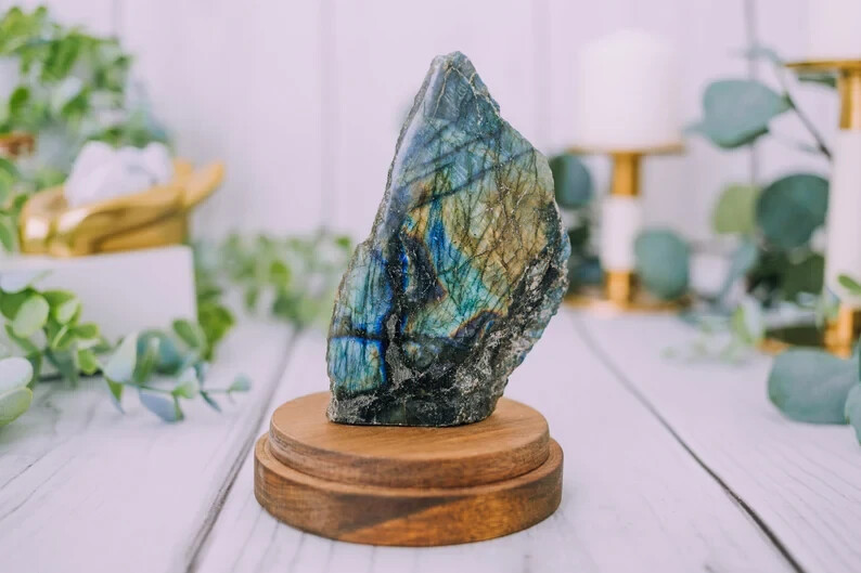 Natural Labradorite Slab, Rough Labradorite Crystals, High Flash, Labradorite