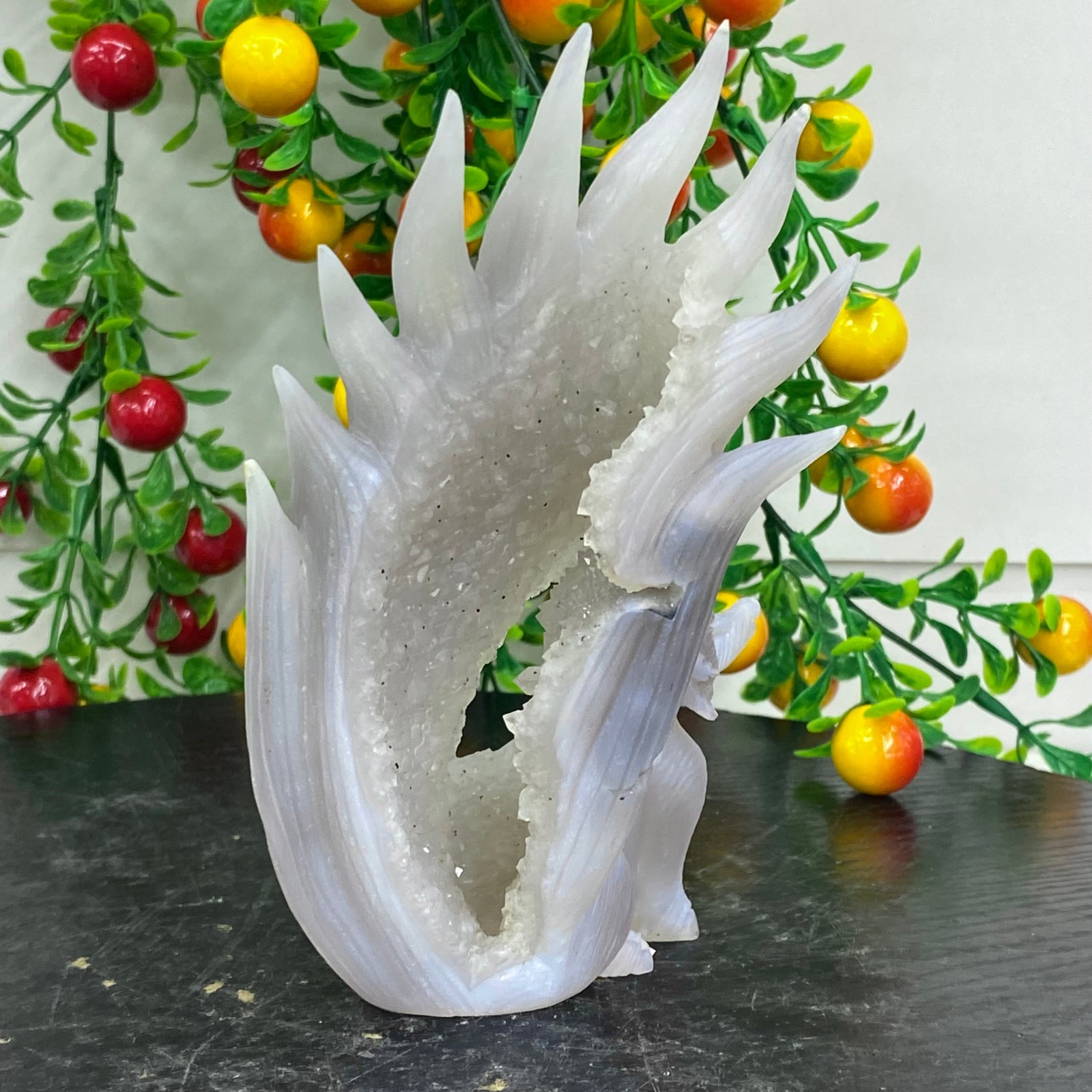 449G Natural Agate Geode Hand Carved Nine-tailed Fox Quartz Crystal Decor