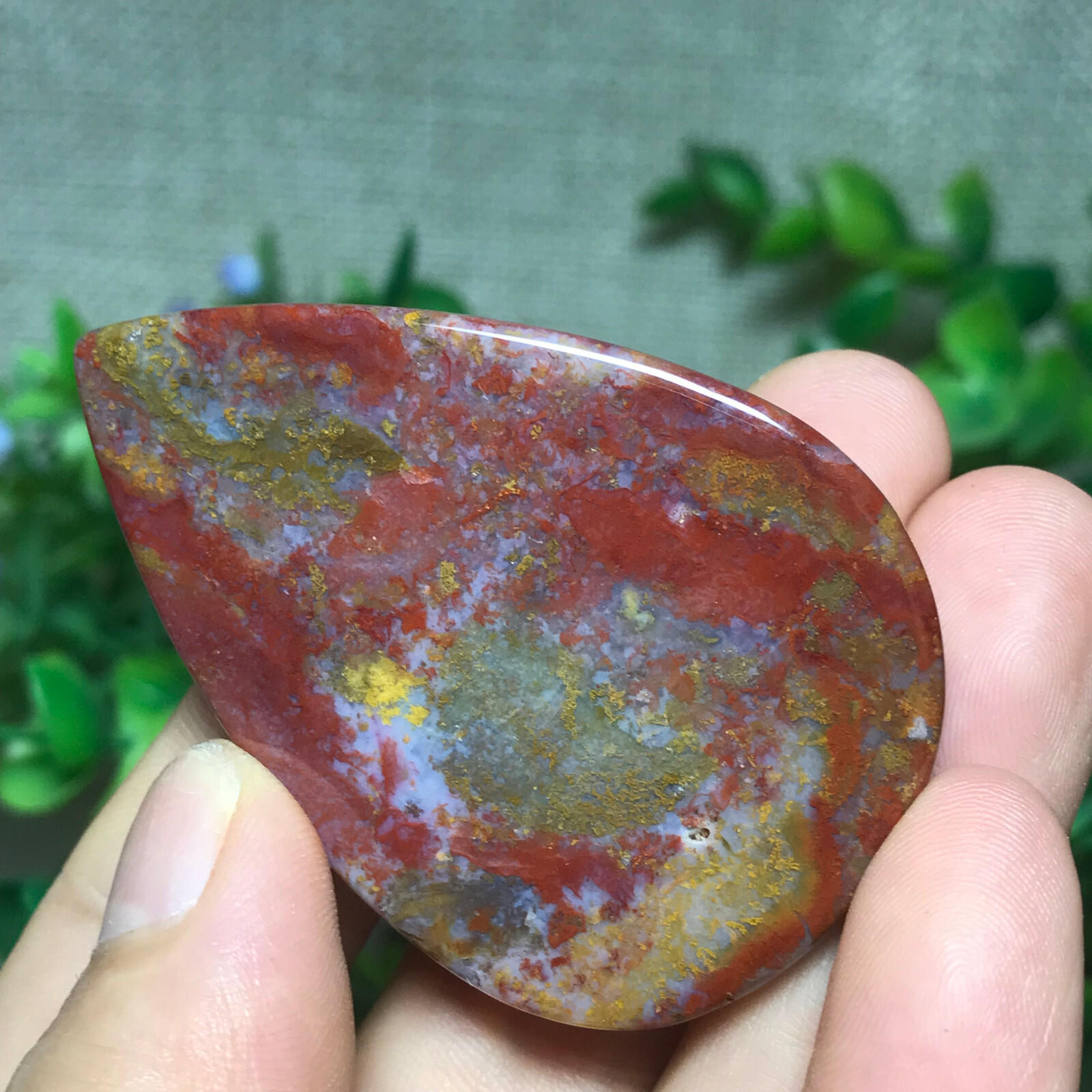 28g Natural Quartz Crystal agate Droplet shape 01