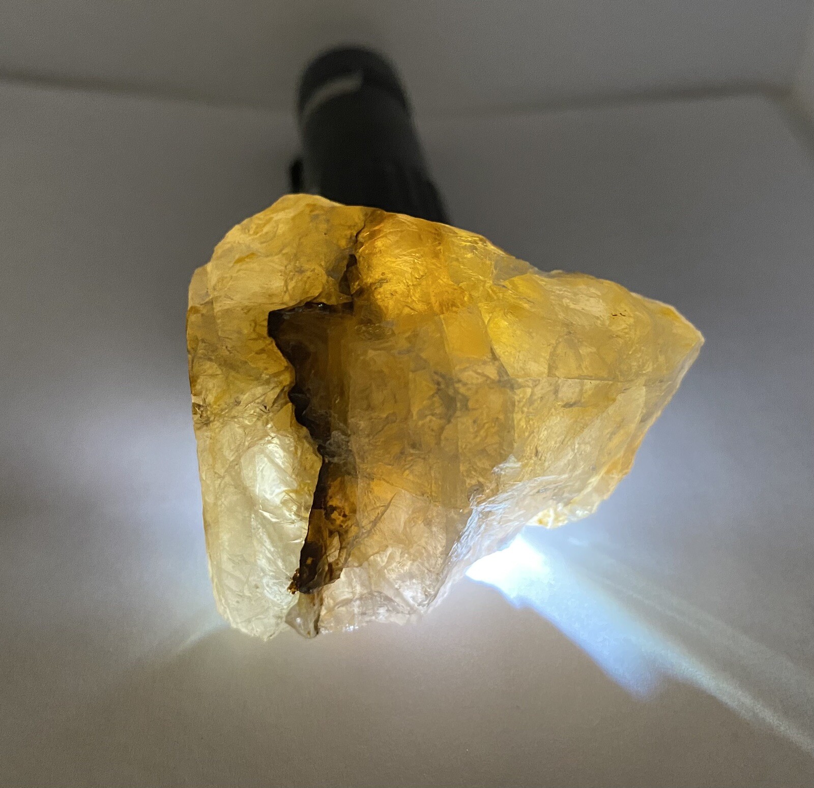Yellow Hematoid Genuine Quartz Rough Stone From Madagascar 114.9g