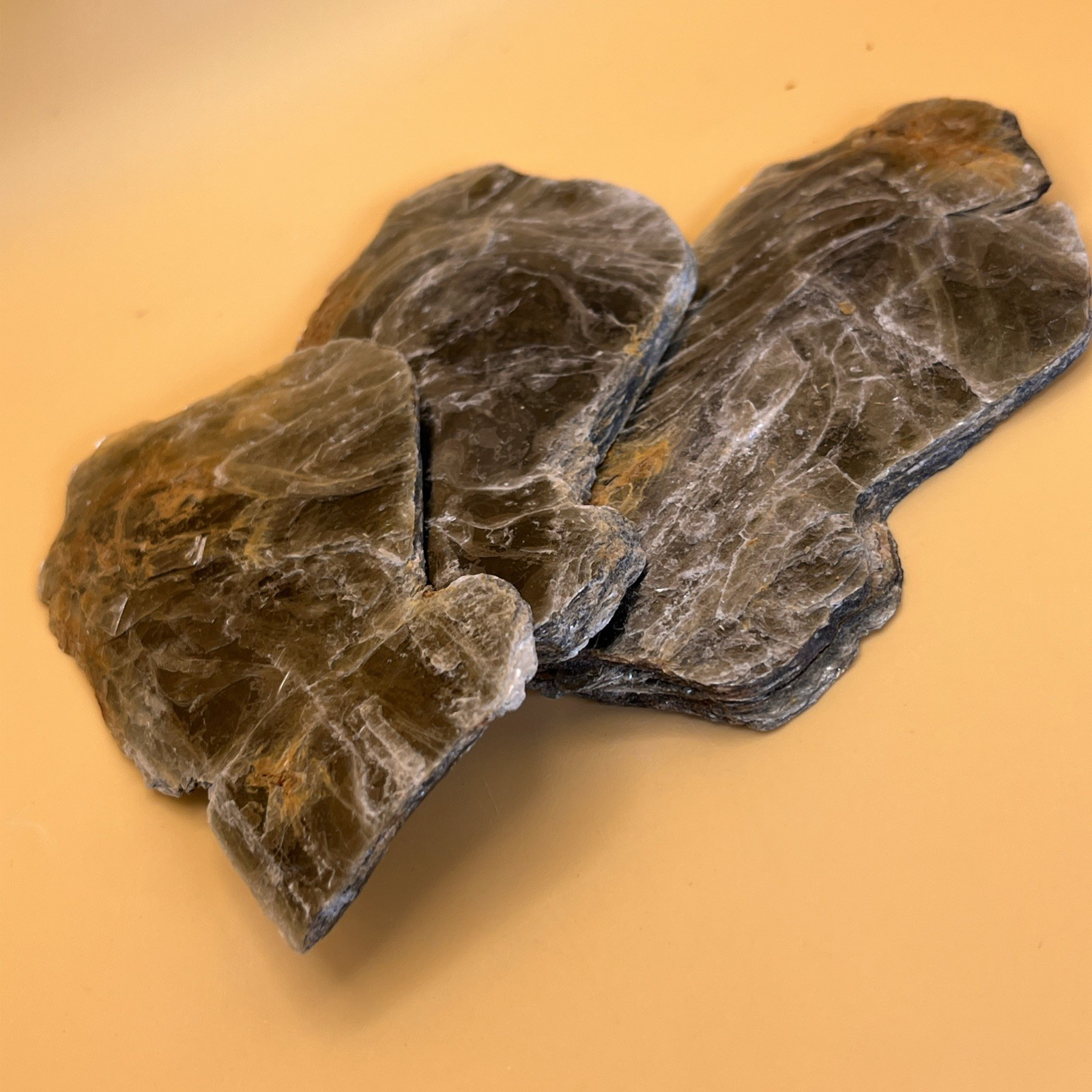 205g Shiny Muscovite Mica Mineral Slab Crystal Quartz USA Pennsylvania 104X72mm