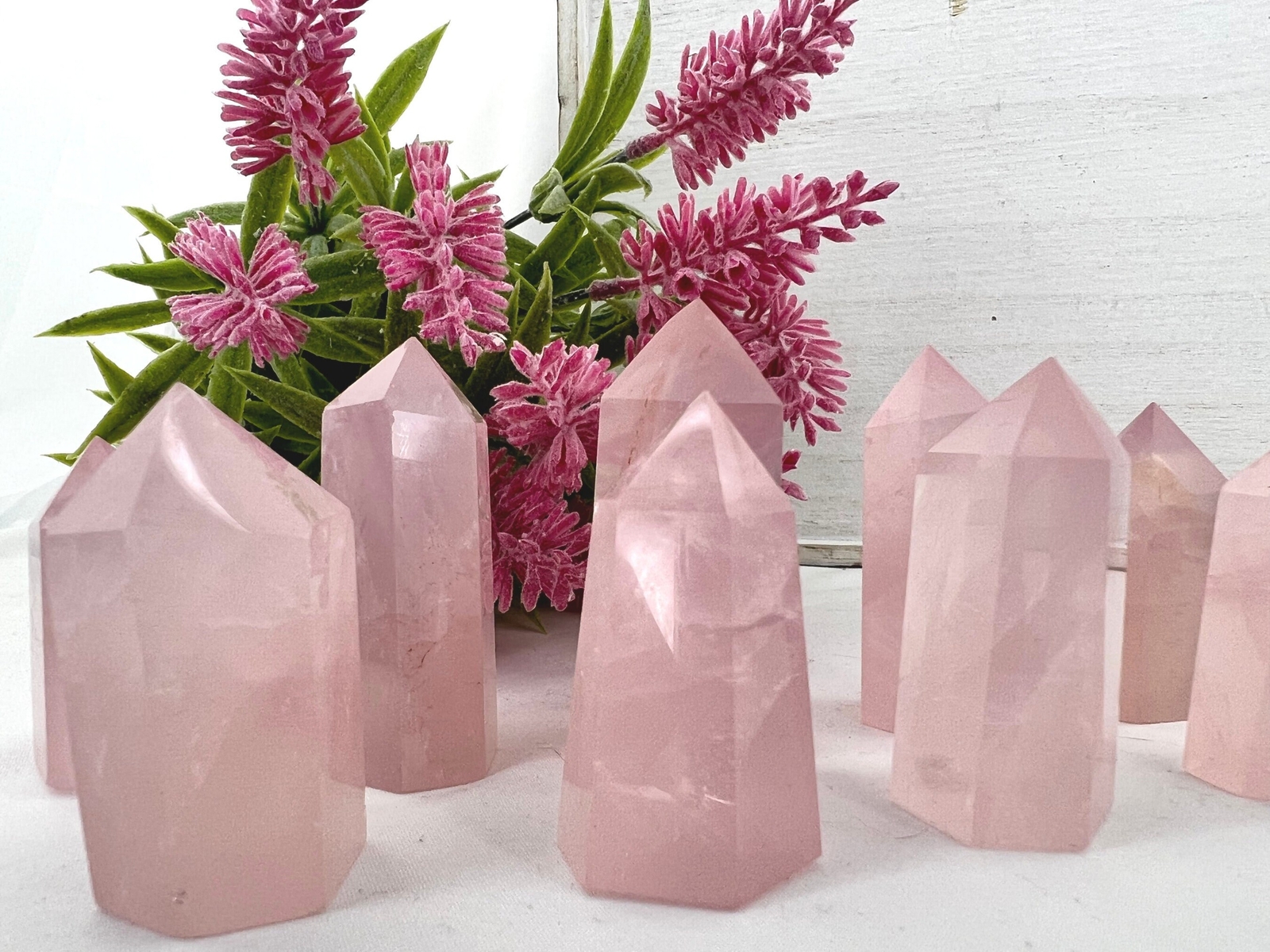 Rose quartz tower – rose quartz generator – rose quartz crystal tower –