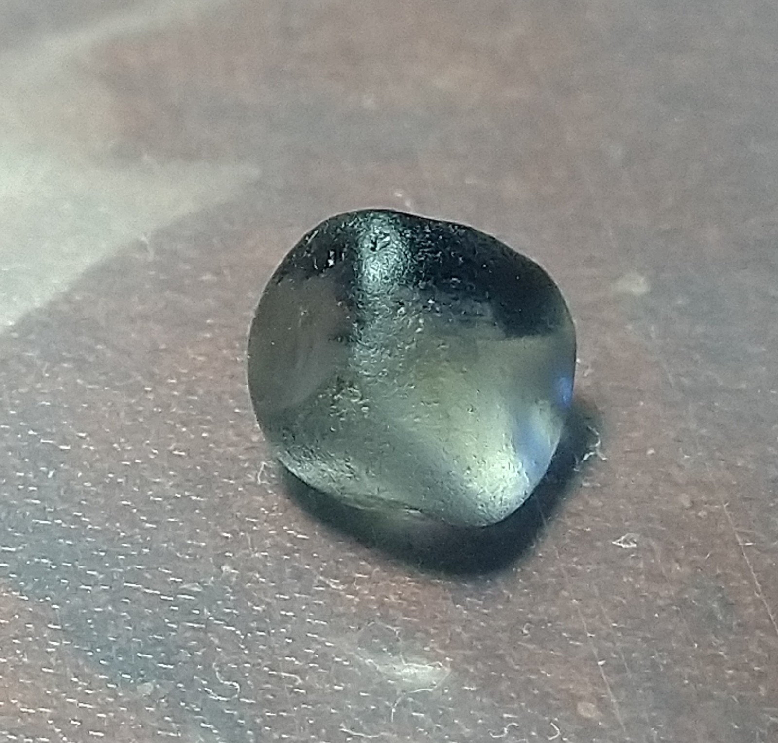 Natural Bi-Colour Sapphire 2.50ct Rough Stone Sri-Lanka.