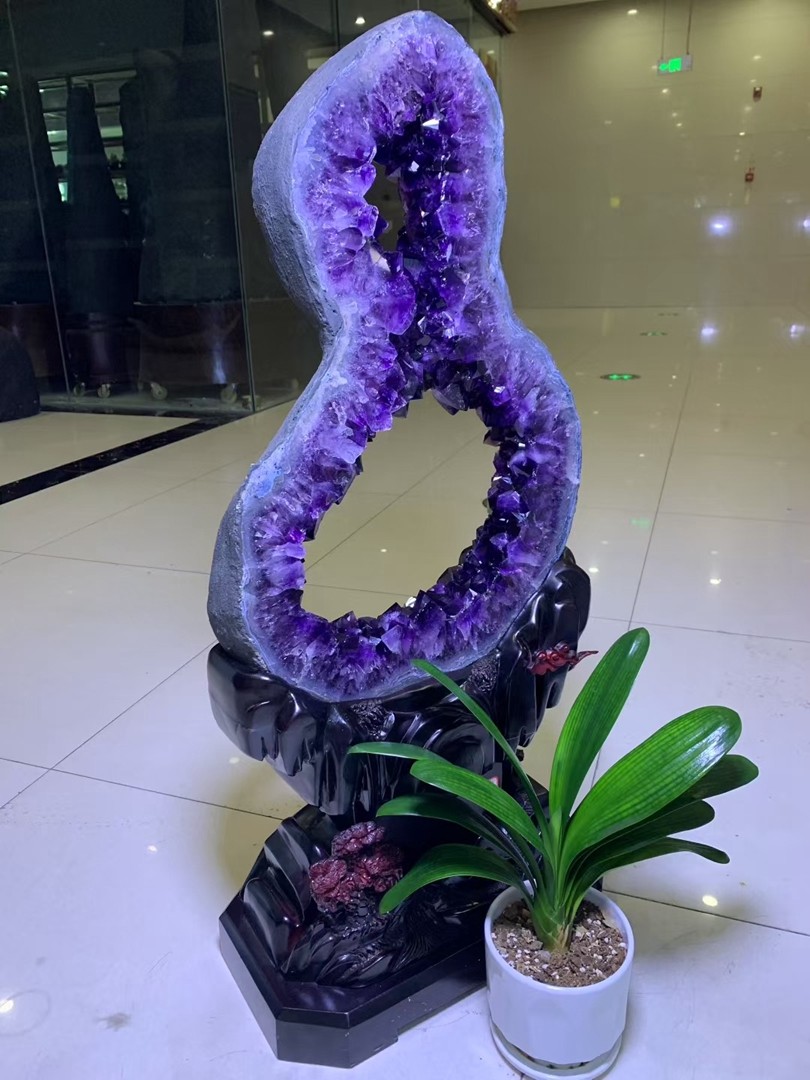 76LB Natural Amethyst Crystal Cave Decor Stone Cathedral Geode Specimen Stand