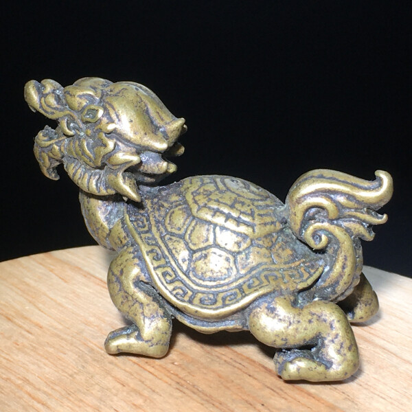 103g Ancient Chinese Handcrafted.Brass Exquisite. Dragon turtle sculpture.gift
