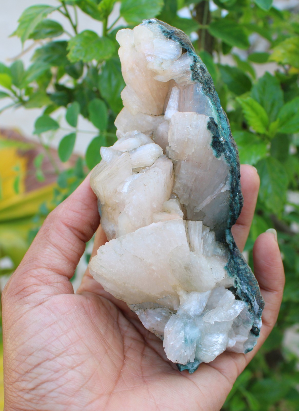 heulandite on matrix minerals specimen #A43