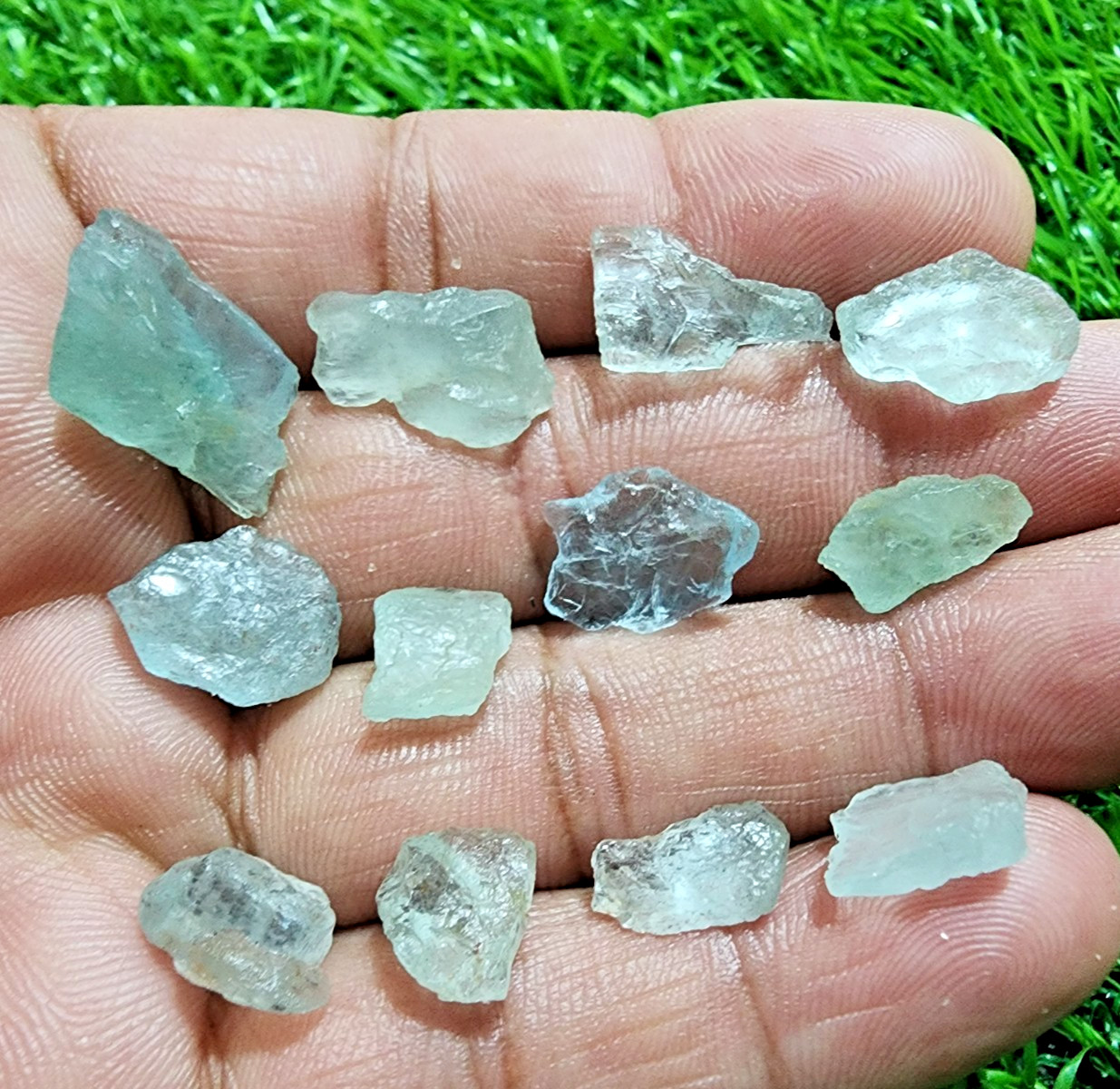 12Pcs AAA+ Blue Aquamarine Gemstone Rough Lot 10-14mm Aquamarine Raw Stone Bulk