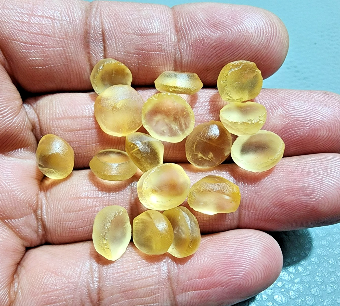 AAA+ Golden Citrine Topaz Without Cutting, 16Pcs Faceted Cabochon Gem 8-11MM