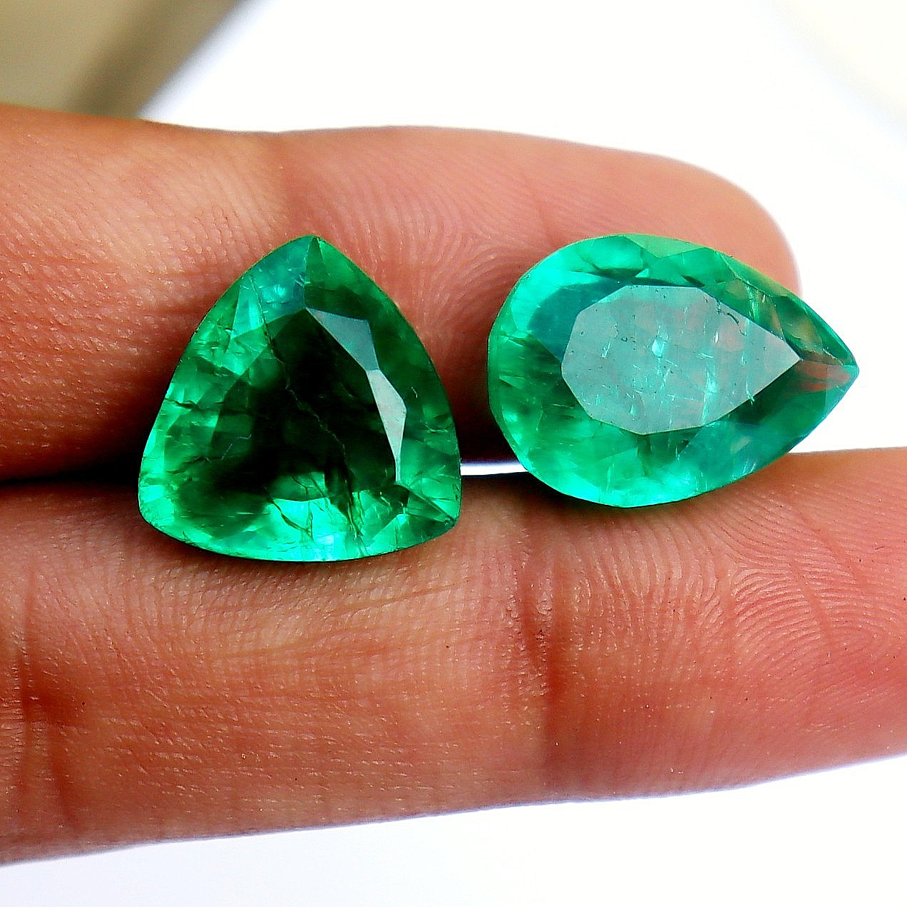Natural Emerald 19.75 Ct 2 Pieces Pear&Trillion Shape Loose Gemstones Certified