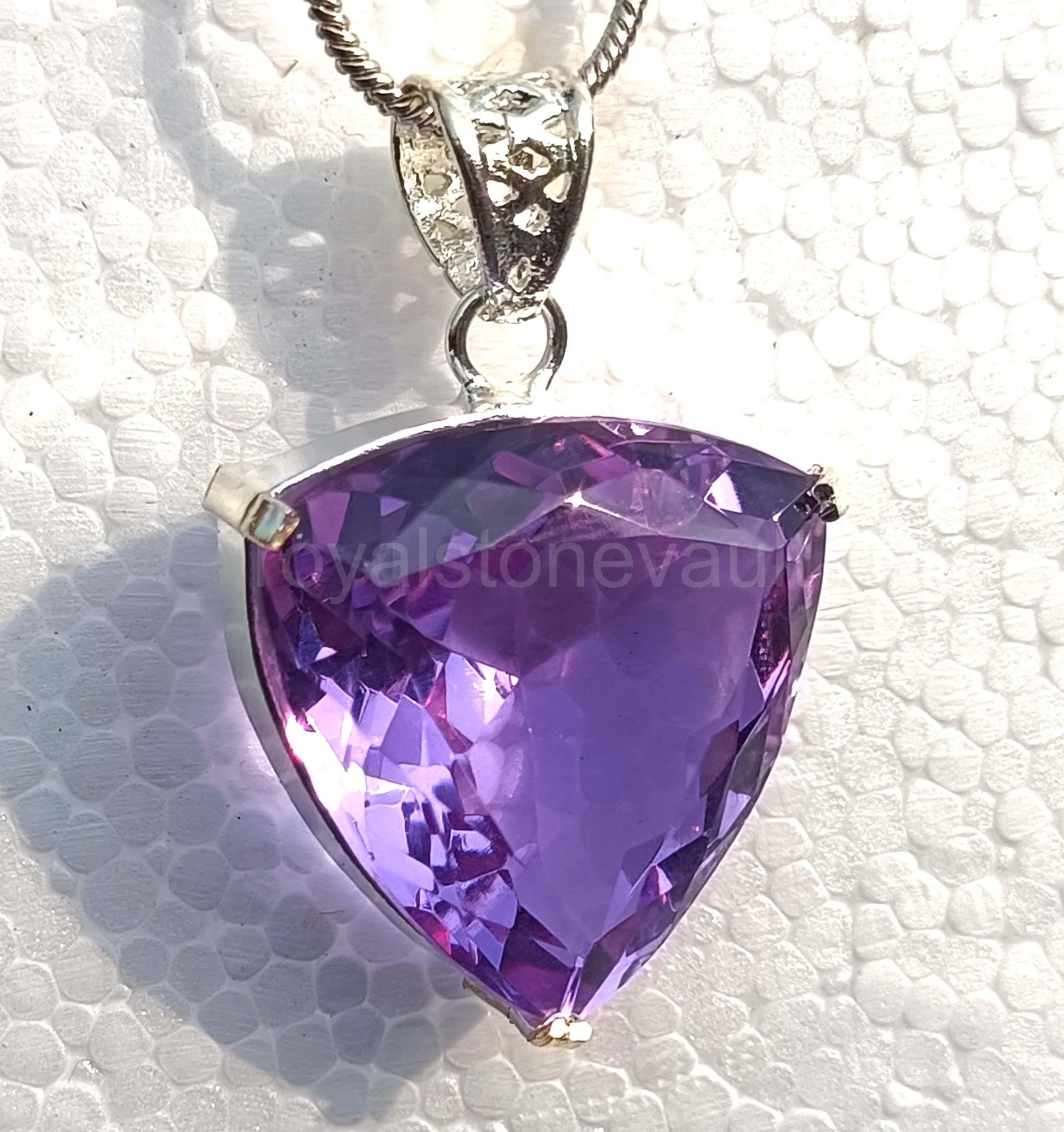 70Ct Natural Purple Alexandrite Trillion Shape Pendant IGL Loose Gems